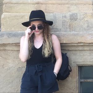 Meet your Posher, Shira